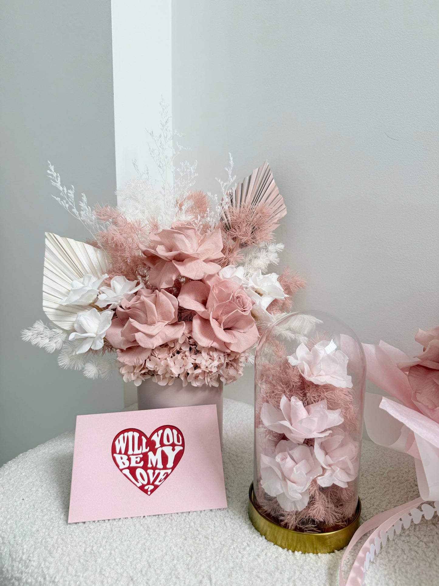 Medium Vase Arrangement (Pink)