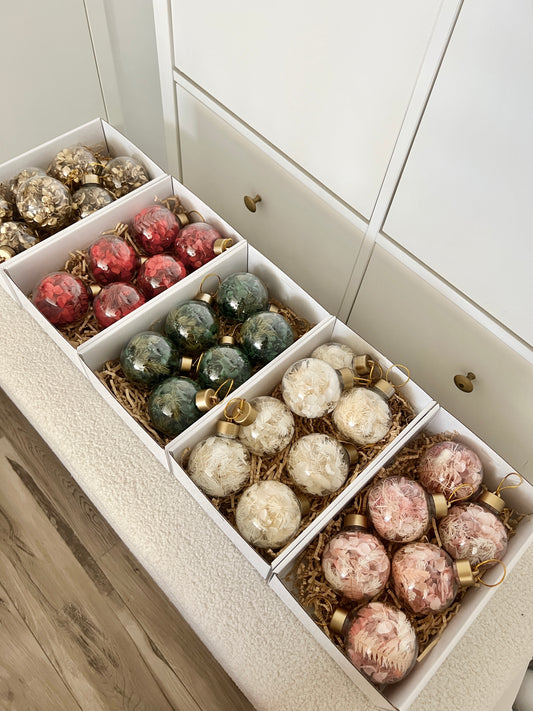 Dried Floral Bauble Christmas Sets - 1, 5 or 10 packs